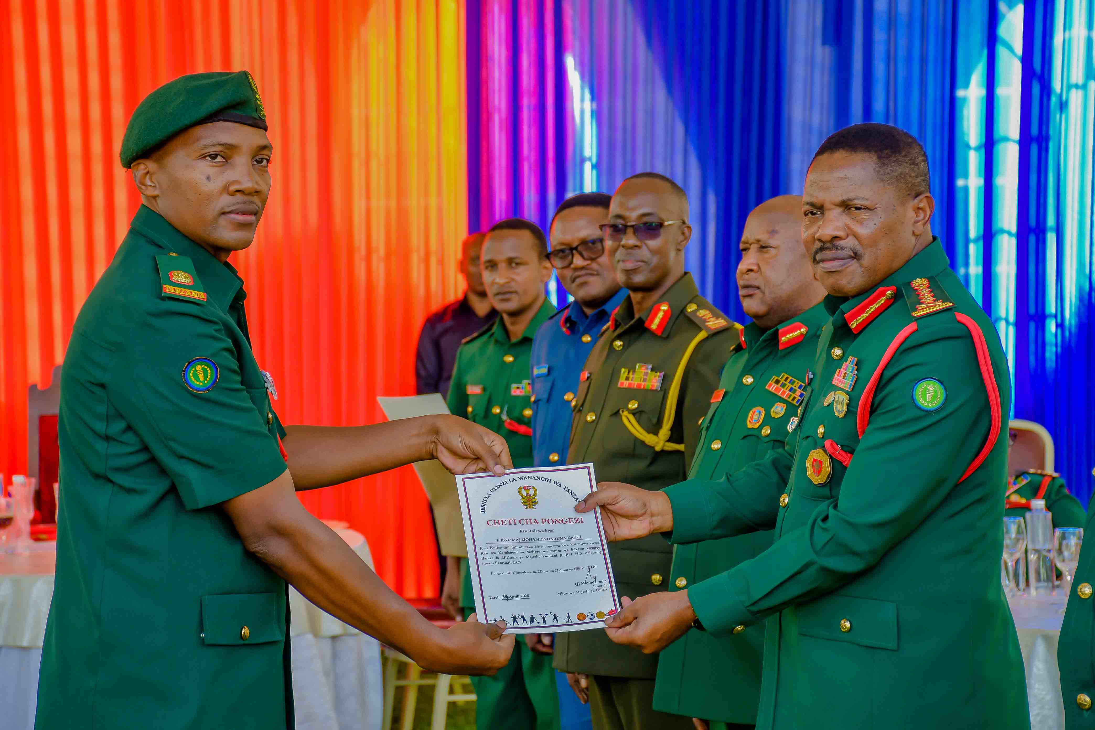 Mkuu wa Majeshi ya Ulinzi Nchini Jenerali Jacob John Mkunda awapongeza wanamichezo
